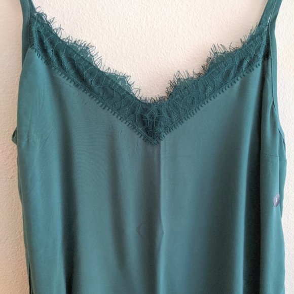 NWT Abercrombie Teal Lace Trim Flowy Delicate Camisole Size Small S - Picture 3 of 4